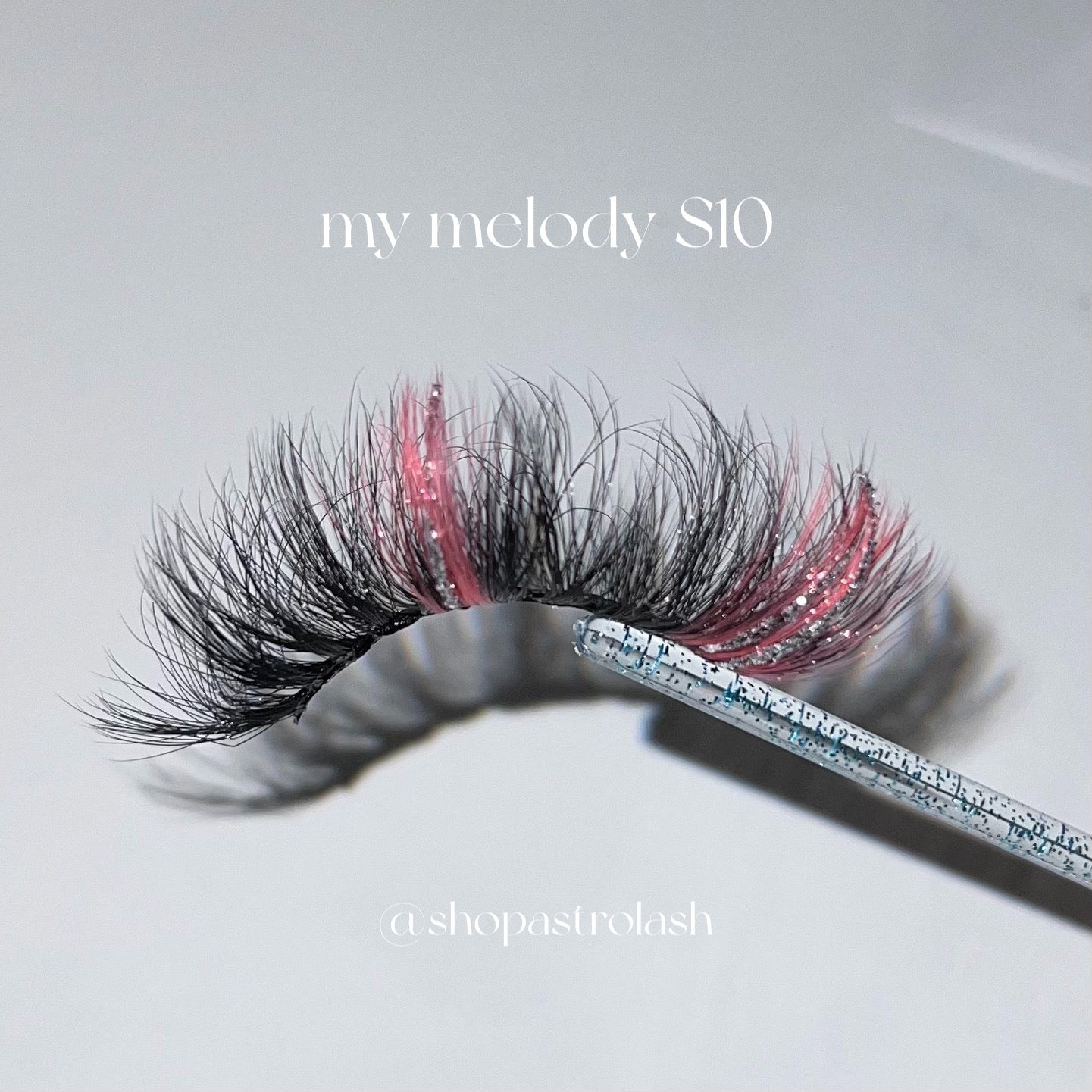 my melody💕 - pink/white glitter lash