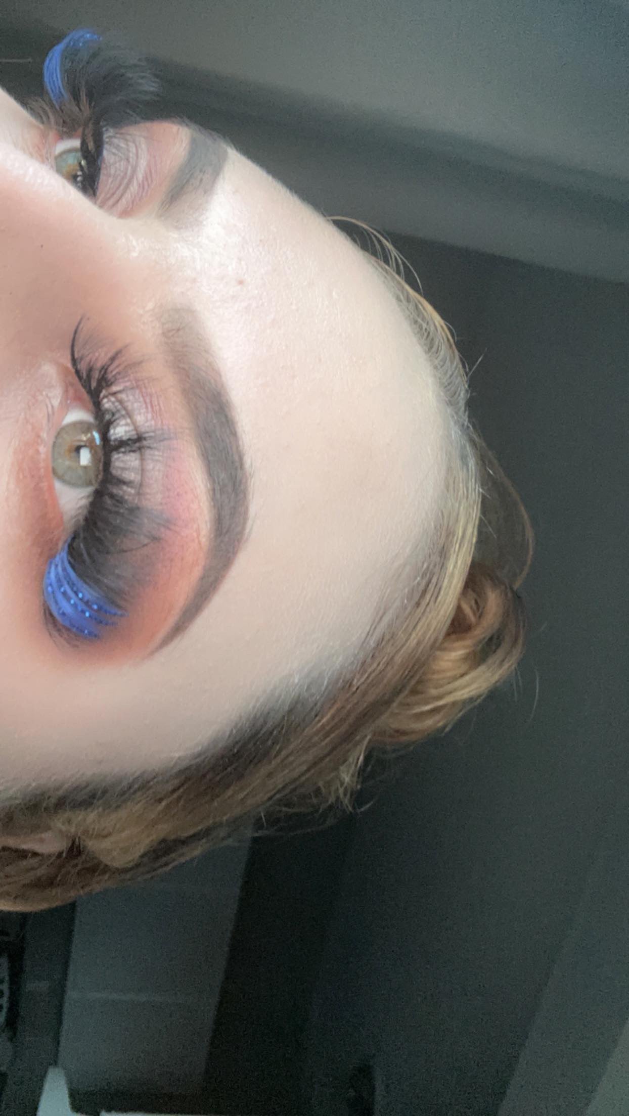 BLUE MINK - glitter