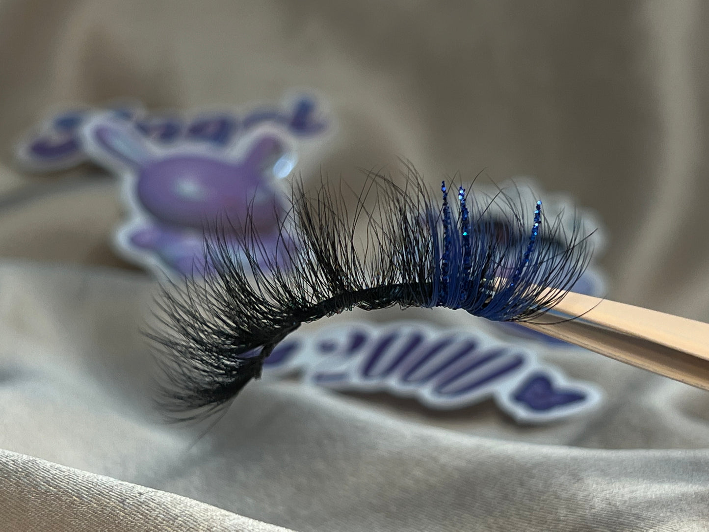 BLUE MINK - glitter