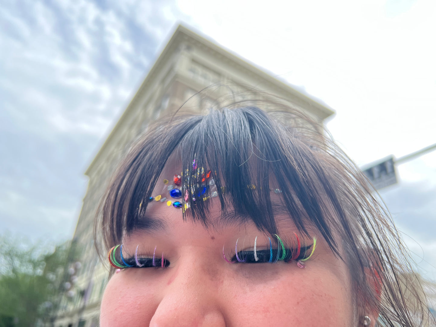 PRIDE - rainbow glitter lash