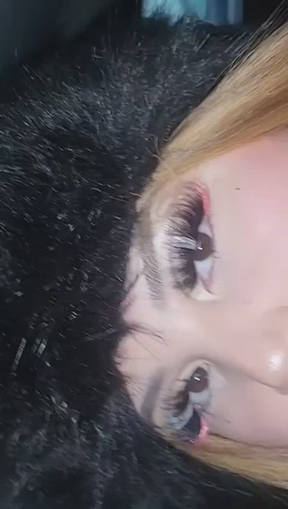 HELLO KITTY - 25mm - Glitter